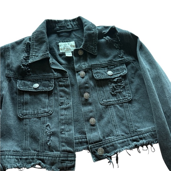 Forever 21 Black Distressed Cropped Jean Jacket – Small - Picture 1 of 3